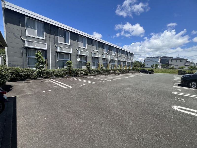 レオパレス中之谷Ⅰ 駐車場