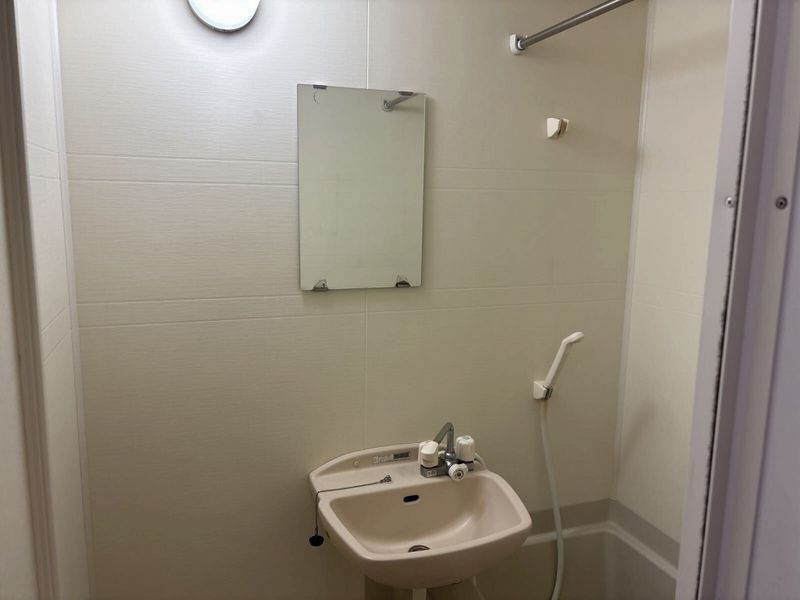 レオパレスあいりす 洗面台