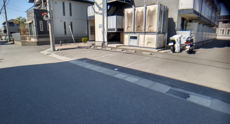 レオパレス大安　一 駐車場