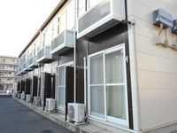 レオパレスプトゥリ 外観
