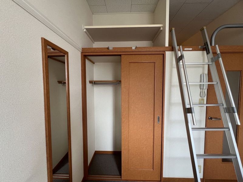 レオパレスサンシャインⅢ 収納