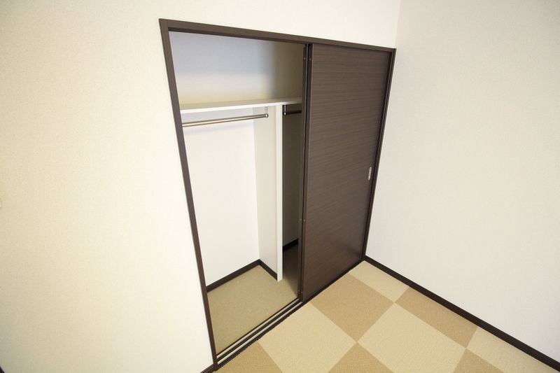 レオネクストイーエフⅢ 収納