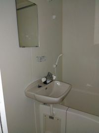 レオパレスプチドムール　サカエ 洗面台