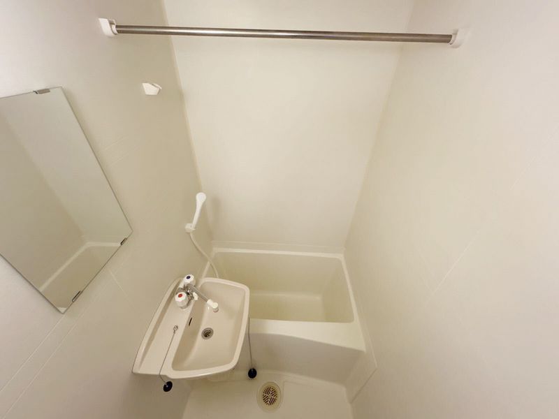 レオパレスエトワール彩Ⅰ 洗面台