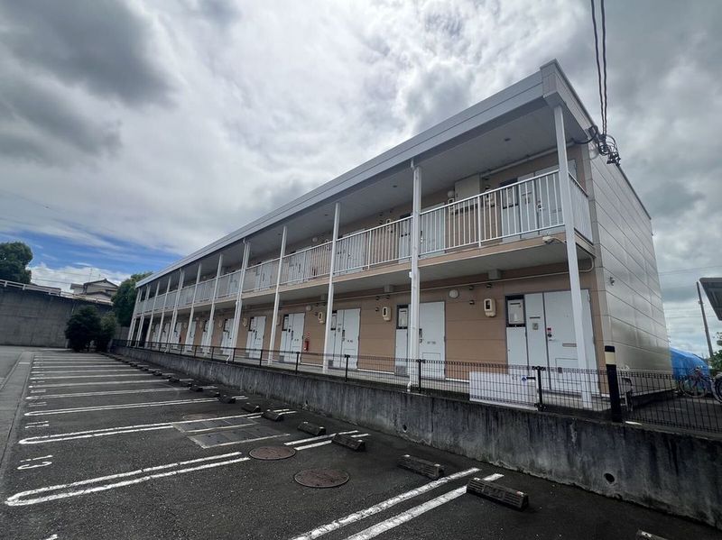 レオパレスプリティ葵 外観