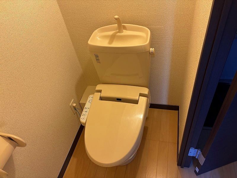 レオパレスＫＩＭＩＳＵＮ トイレ