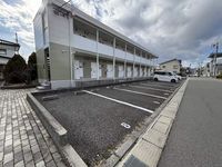 レオパレス湖浜 駐車場