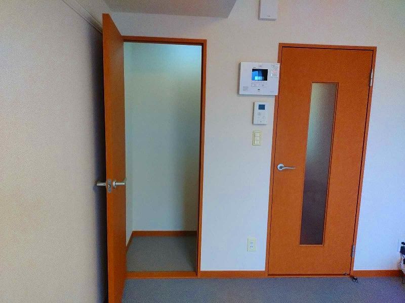レオパレスプランタンソレイユ 収納