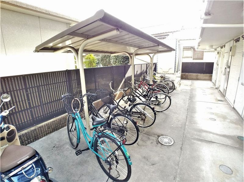 レオパレスアストライア 共用部分