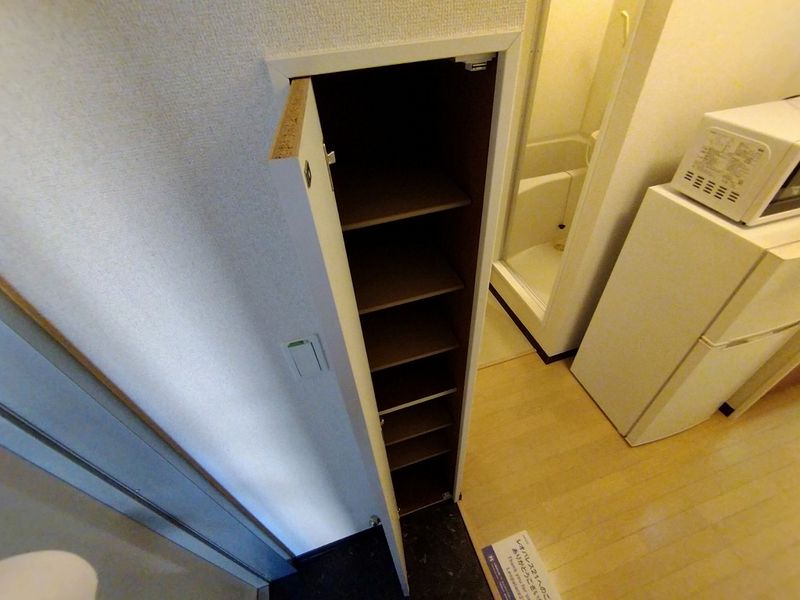 レオパレス野川 玄関