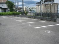 レオパレスグリーン・グラスＥ 駐車場