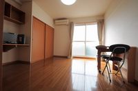 レオパレス大梅　弐 居間