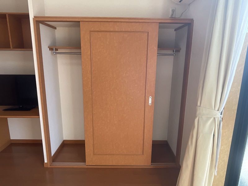 レオパレス中野５１ 収納