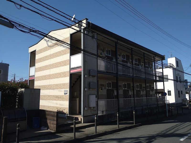 レオパレスＣｅｄｒｅ 外観