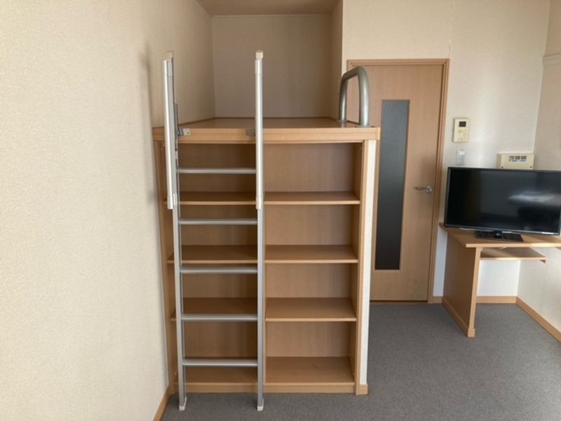 レオパレスニュートリノミラージ その他