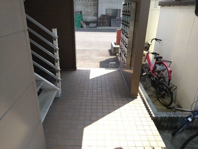 レオパレス川添Ⅱ エントランス