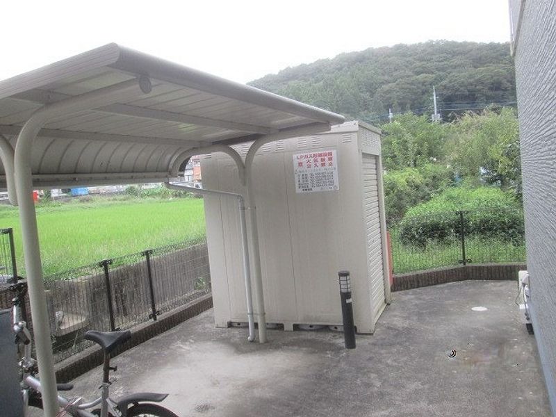 レオパレスセスト 共用部分