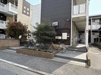 レオパレスラギ エントランス