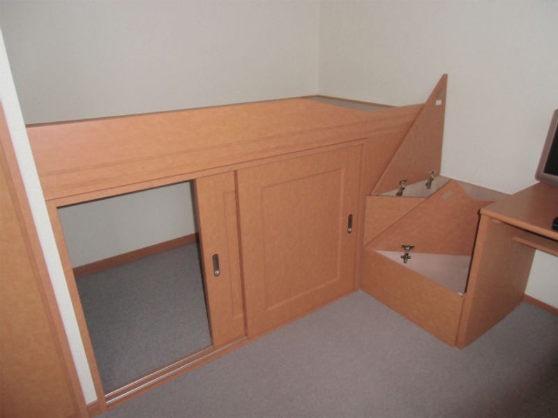 レオパレス高倉 収納