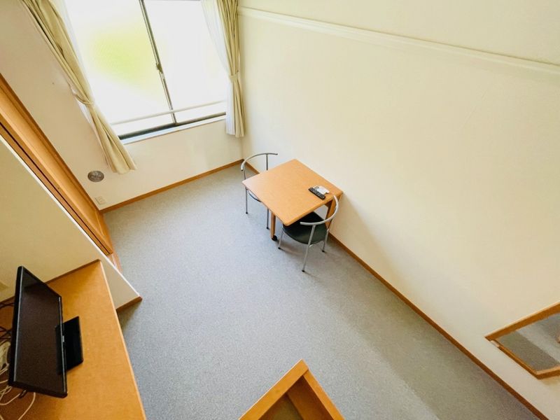 レオパレス文京 居間