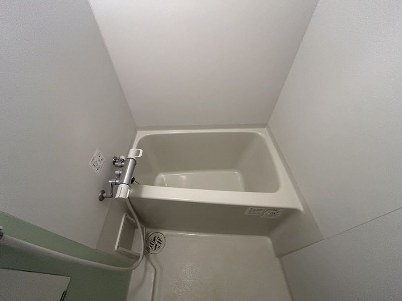 LEONEXT Raijin II Phòng tắm