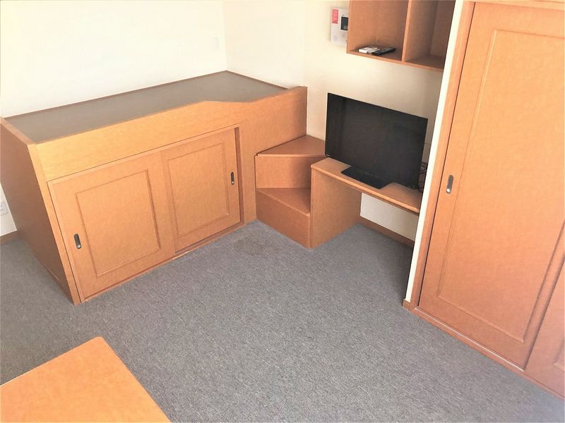 レオパレスディアコート 居間