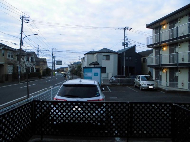 レオパレスヴァルト 駐車場
