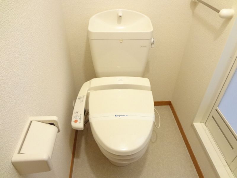 レオパレス妙興寺 トイレ
