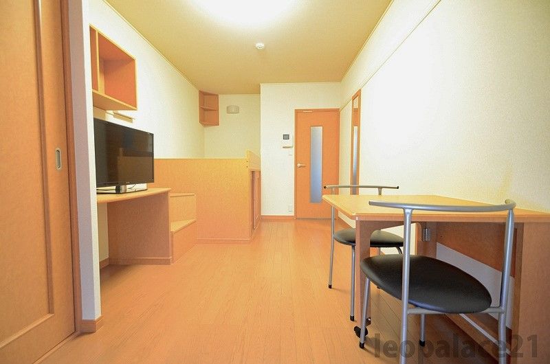 レオパレスおのまちⅡ 居間