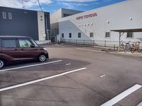 レオネクストニルヴァーナ 駐車場