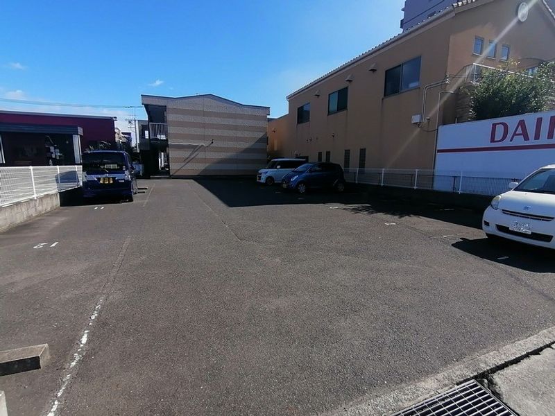 レオパレスエクセレント 駐車場