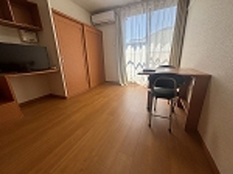 レオパレスメゾンセントプレチア 居間
