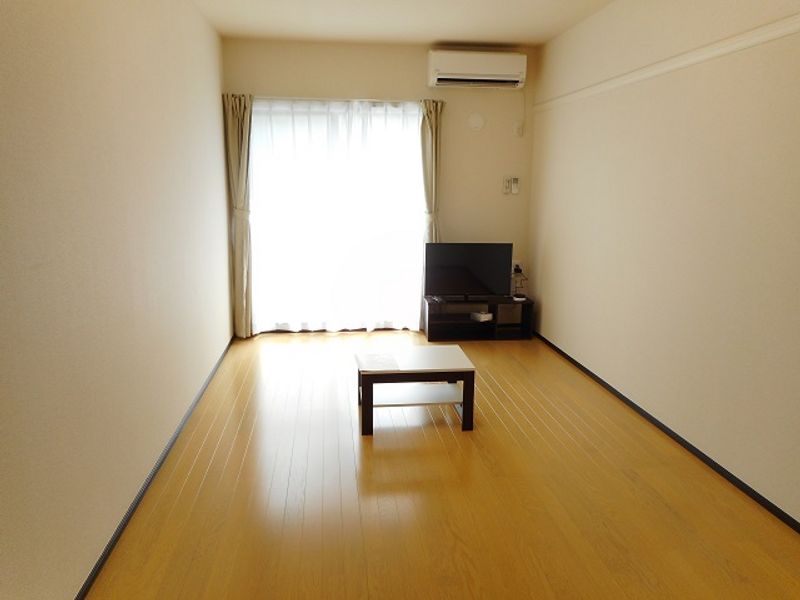 クレイノビッグアロー 居間