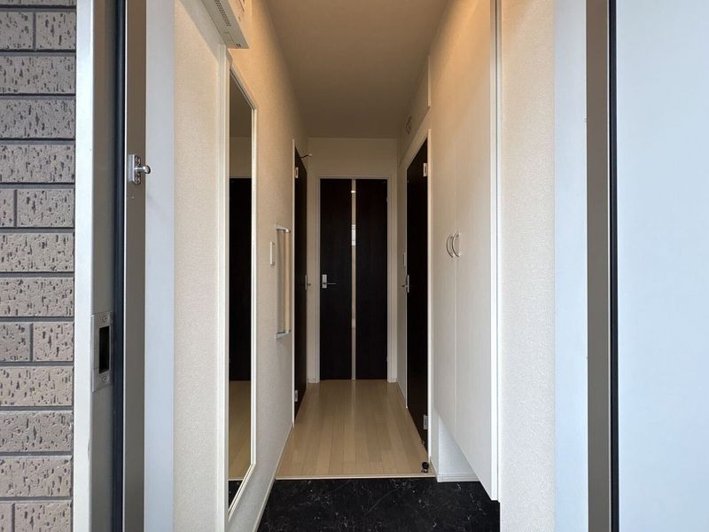 ミランダクレールコート新里 玄関