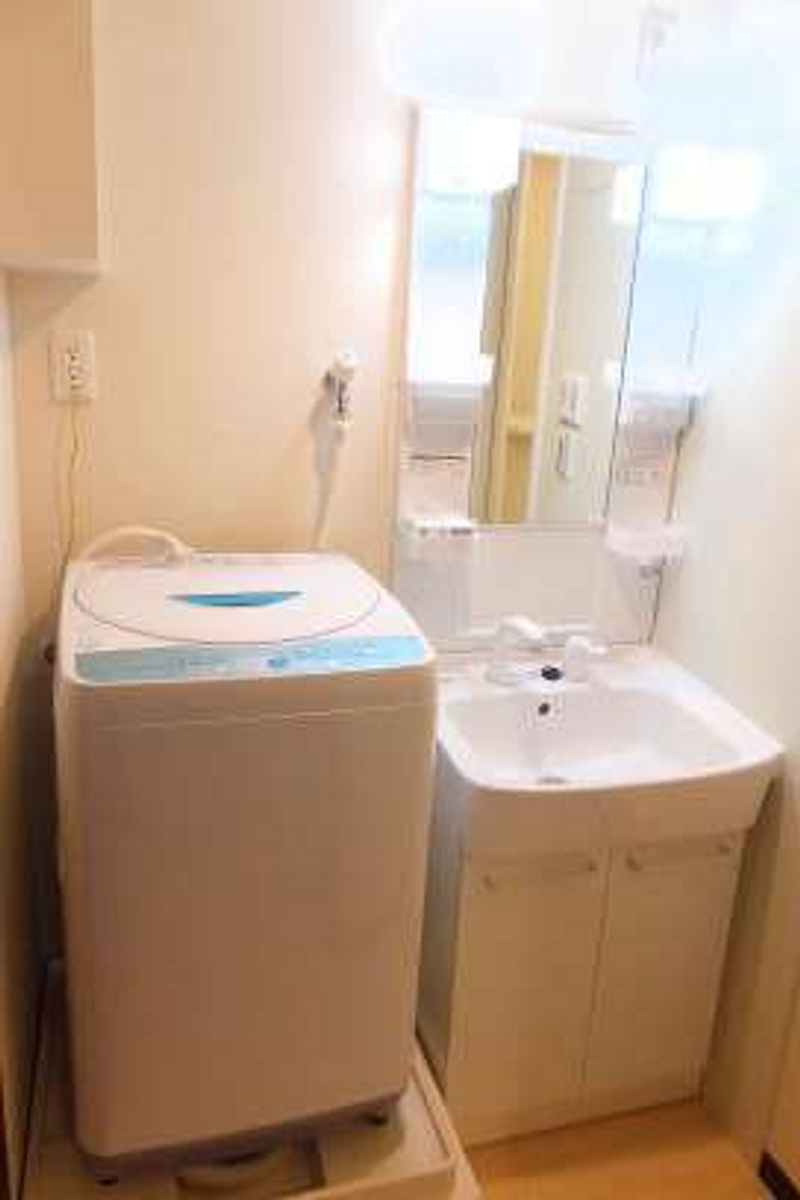 レオネクストハイツしののめ 洗面所