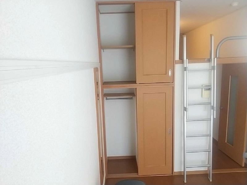 レオパレスさくらブリッサ 収納