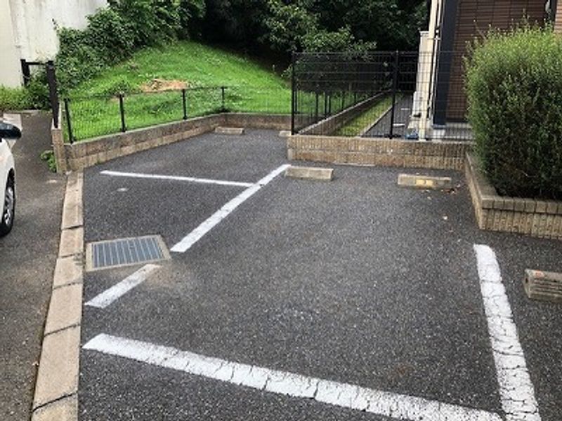 レオパレスオールイン 駐車場
