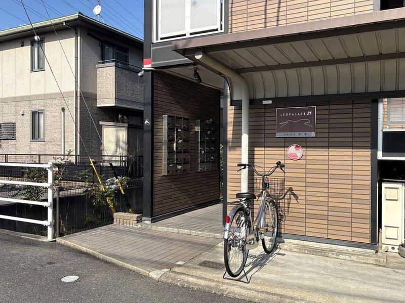 leopalace Suzukaze Entrance