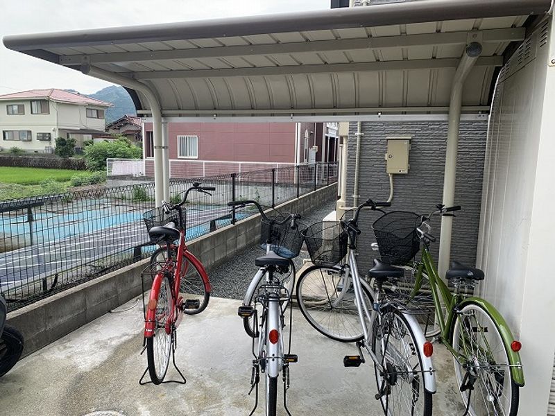 レオパレスコスモガーデン 共用部分