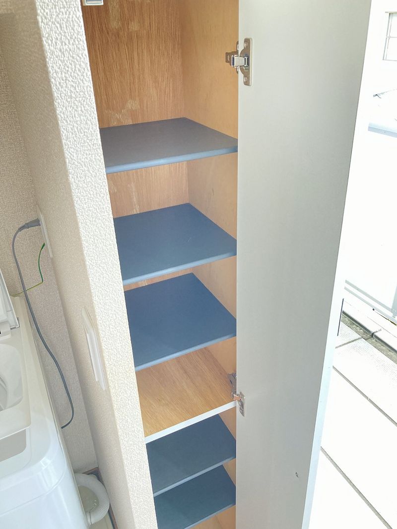 レオパレスユータス　Ⅱ 収納