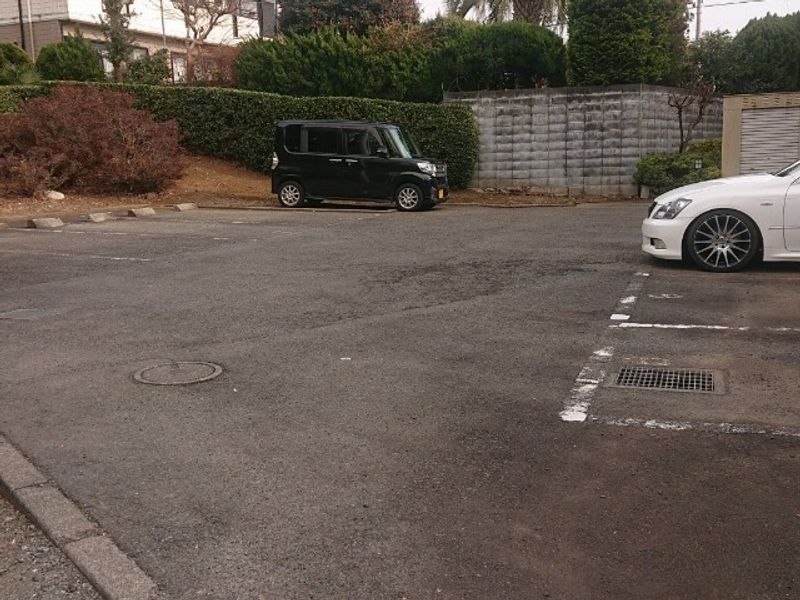 レオパレスキャッスル　Ｙ　Ｔ 駐車場