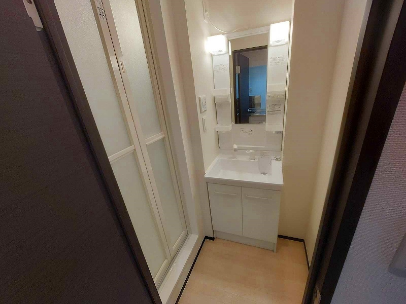 CLEINO OLIVE 洗手台