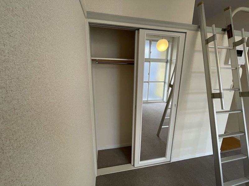 レオパレス光壱番館 収納
