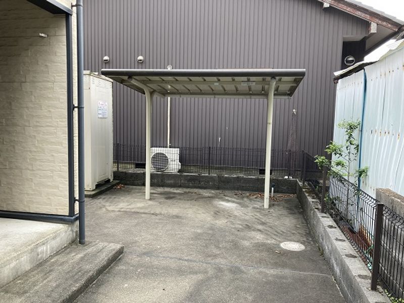 レオパレス川部 共用部分