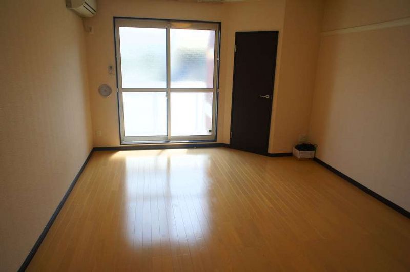 LEONEXT Parkside Koyo Phòng khách