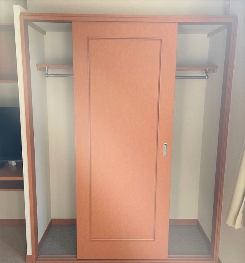 レオパレスパピヨンＢ 収納