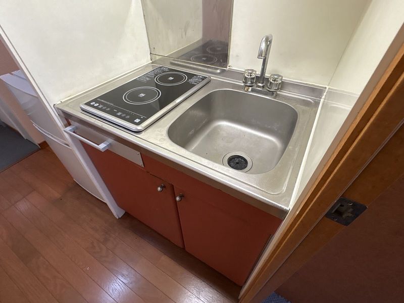 レオパレス８８８ キッチン