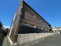 レオパレス牛川 外観