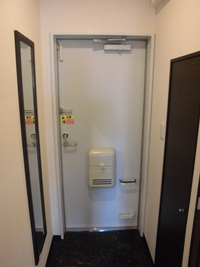 CLEINO Houjyo Lối vào