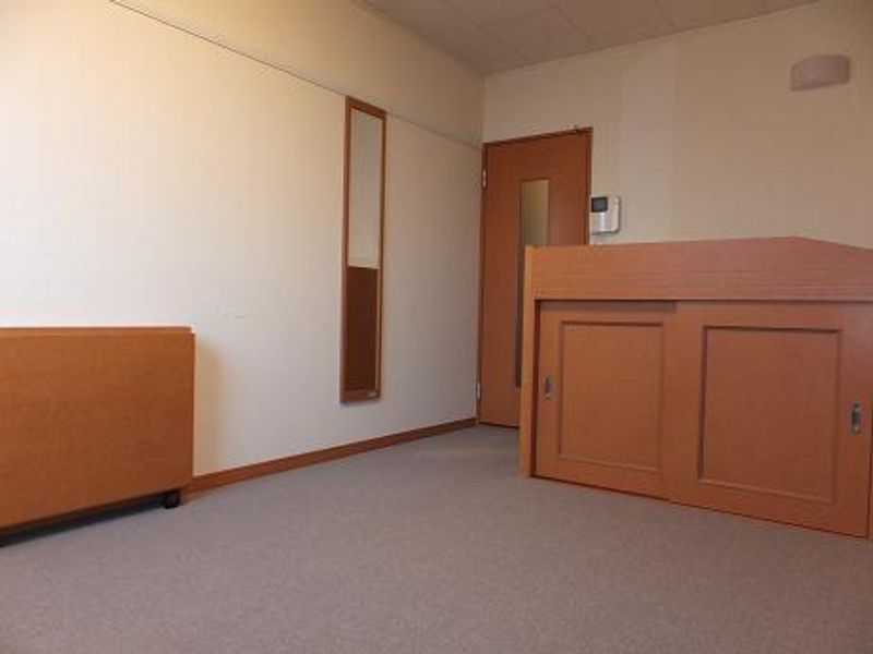 レオパレスパストラル 居間